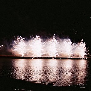 /Albums/3/993098 R1 16 21a